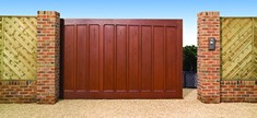 Tudor sliding gates